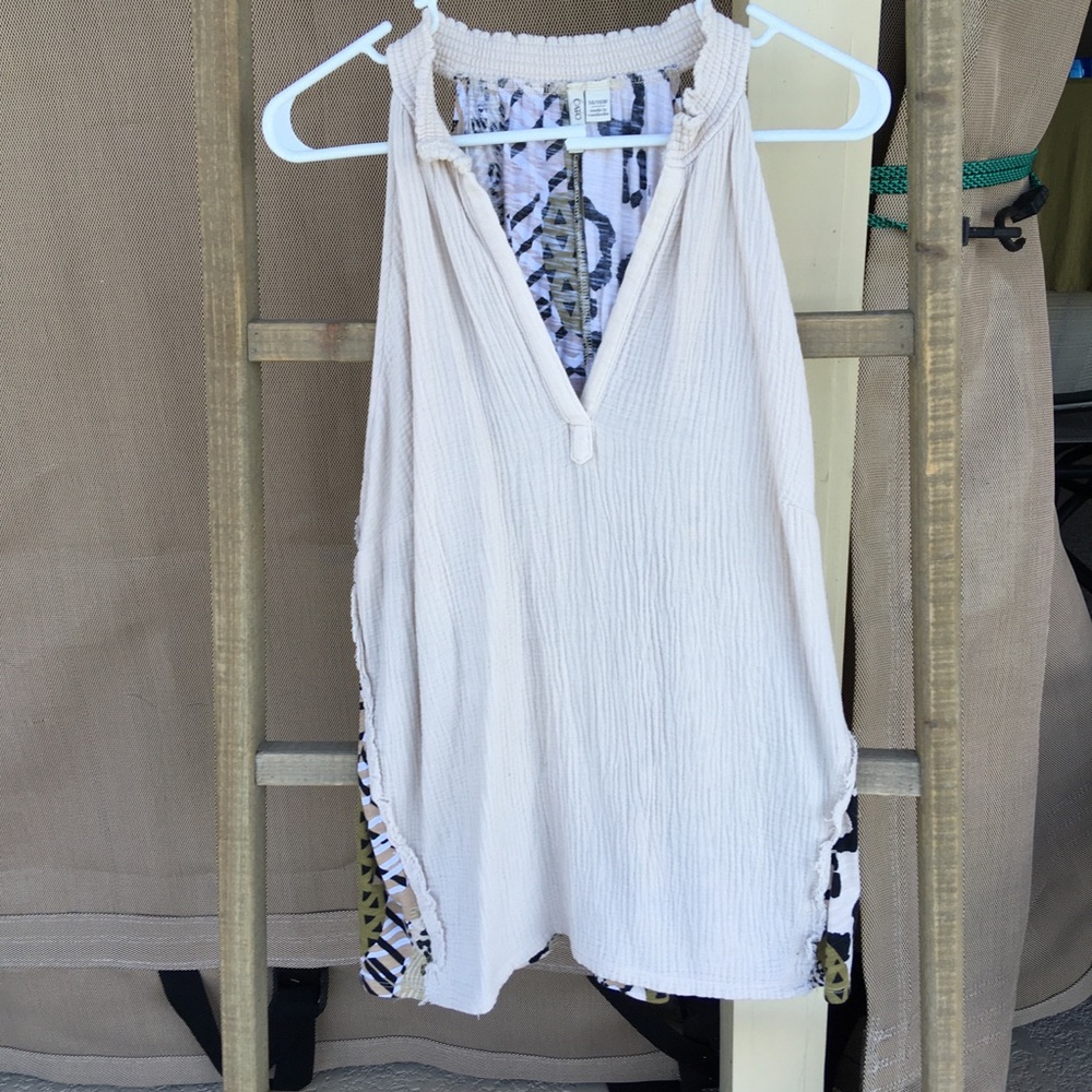 Cato Cream Halter Top with Patterned Sides and Neck 14/16W Animal